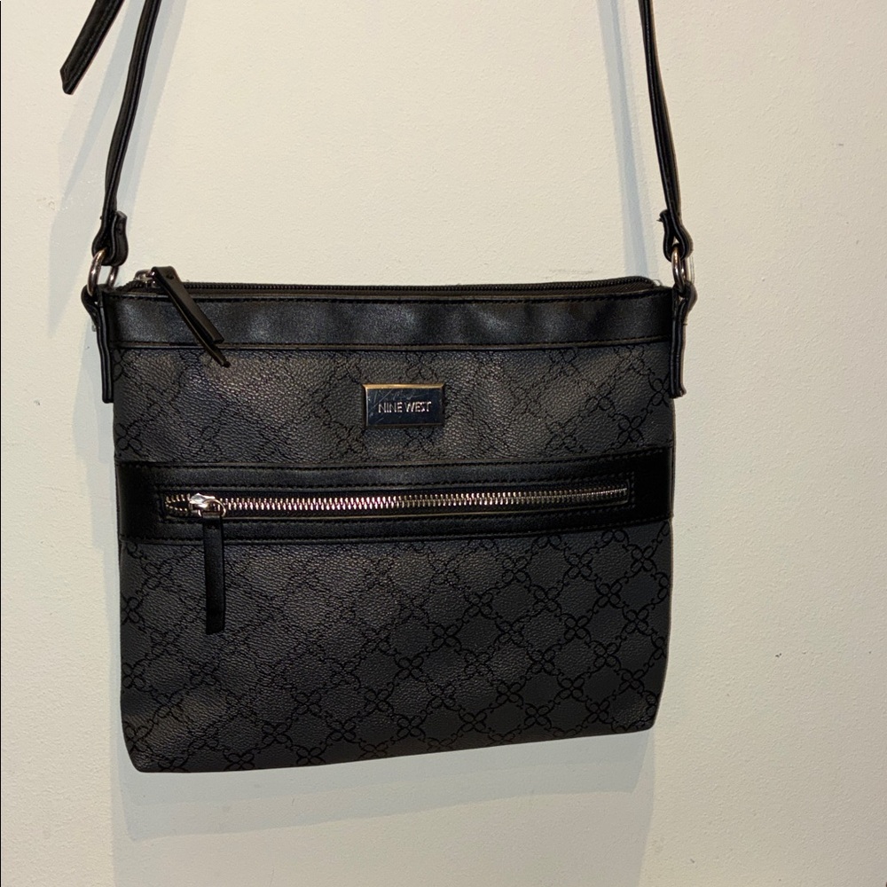 Nine West Black Monogram Pattern Crossbody Bag Small Zip Pocket